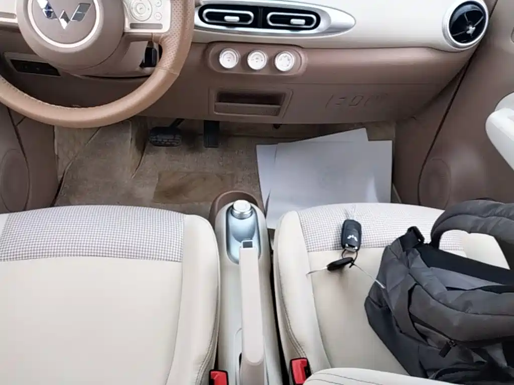 Wuling MINIEV — миниатюра 14
