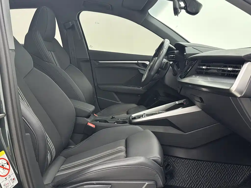 Audi A3 — миниатюра 9
