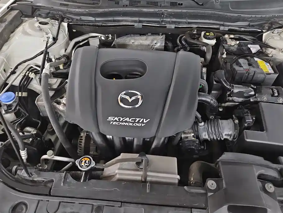 Mazda 3 Axela — миниатюра 10