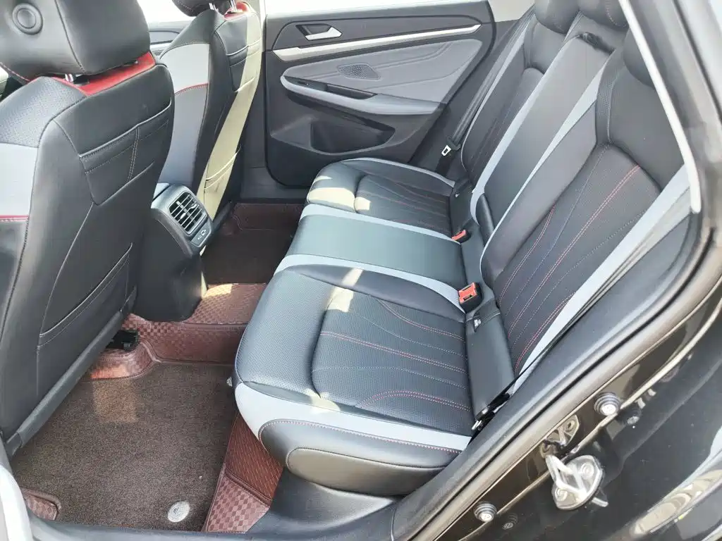 Volkswagen Lamando — миниатюра 17