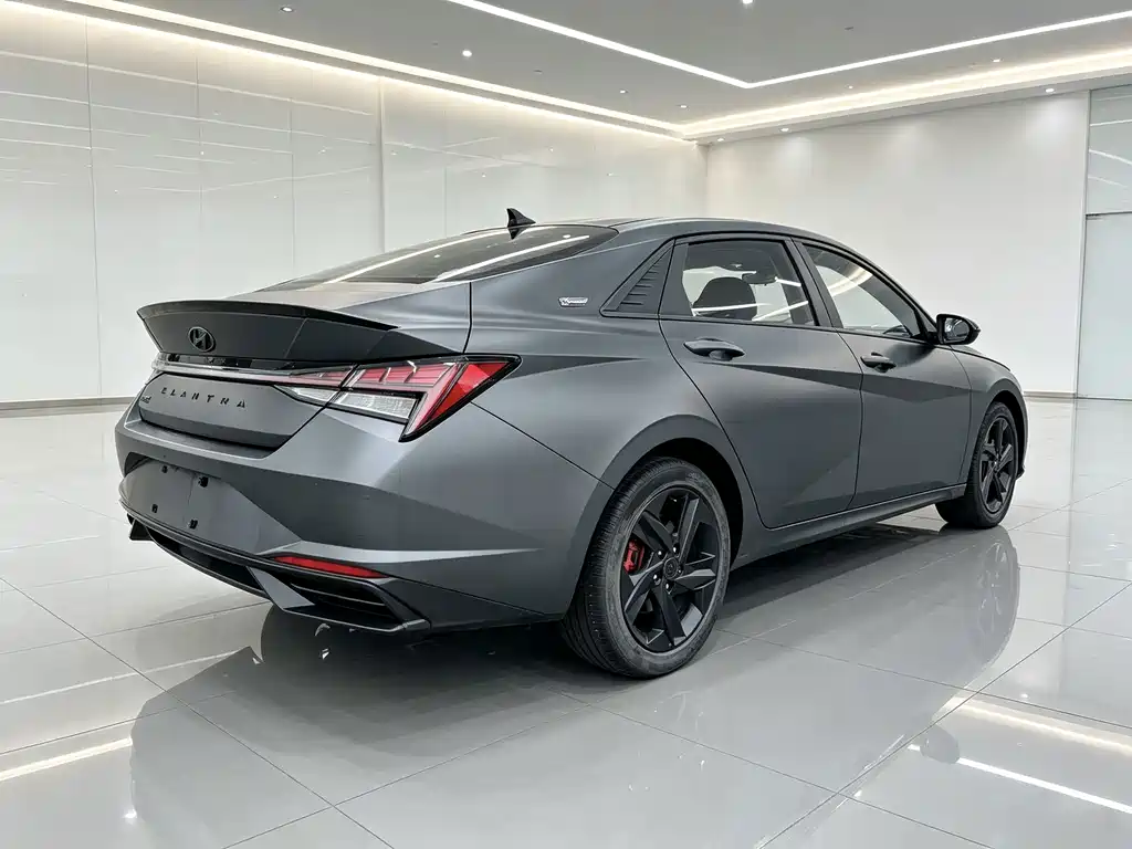 Hyundai Elantra — миниатюра 4