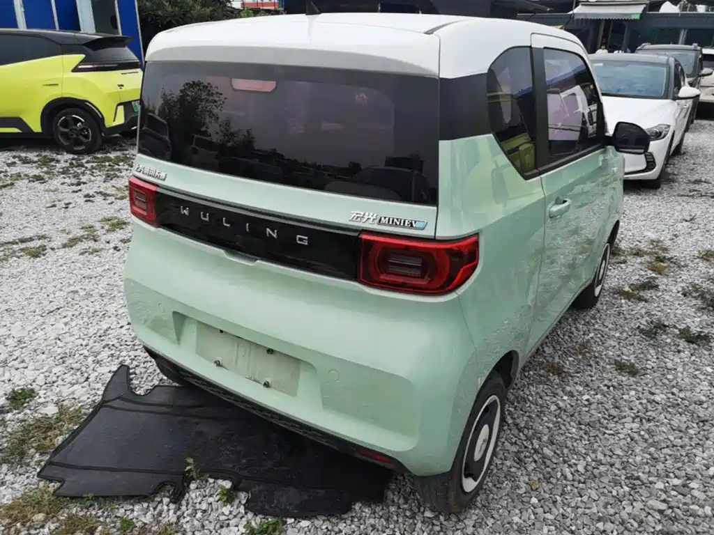 Wuling MINIEV — миниатюра 7