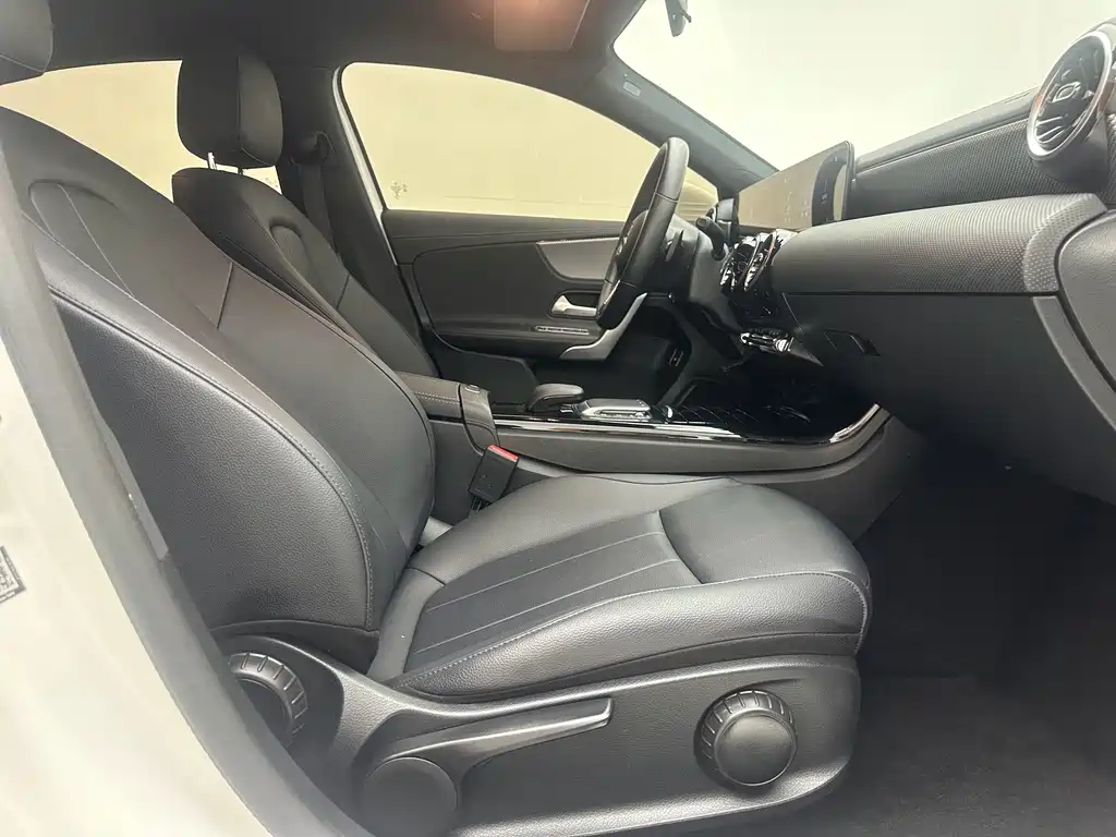 Mercedes-Benz A-Class — миниатюра 21