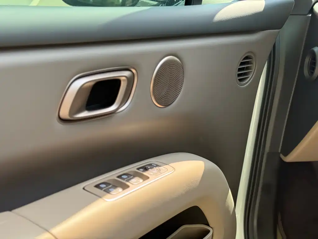 Li Auto Li i6 — миниатюра 27