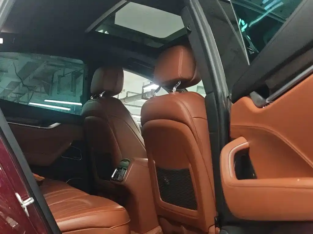 Maserati Levante — миниатюра 15