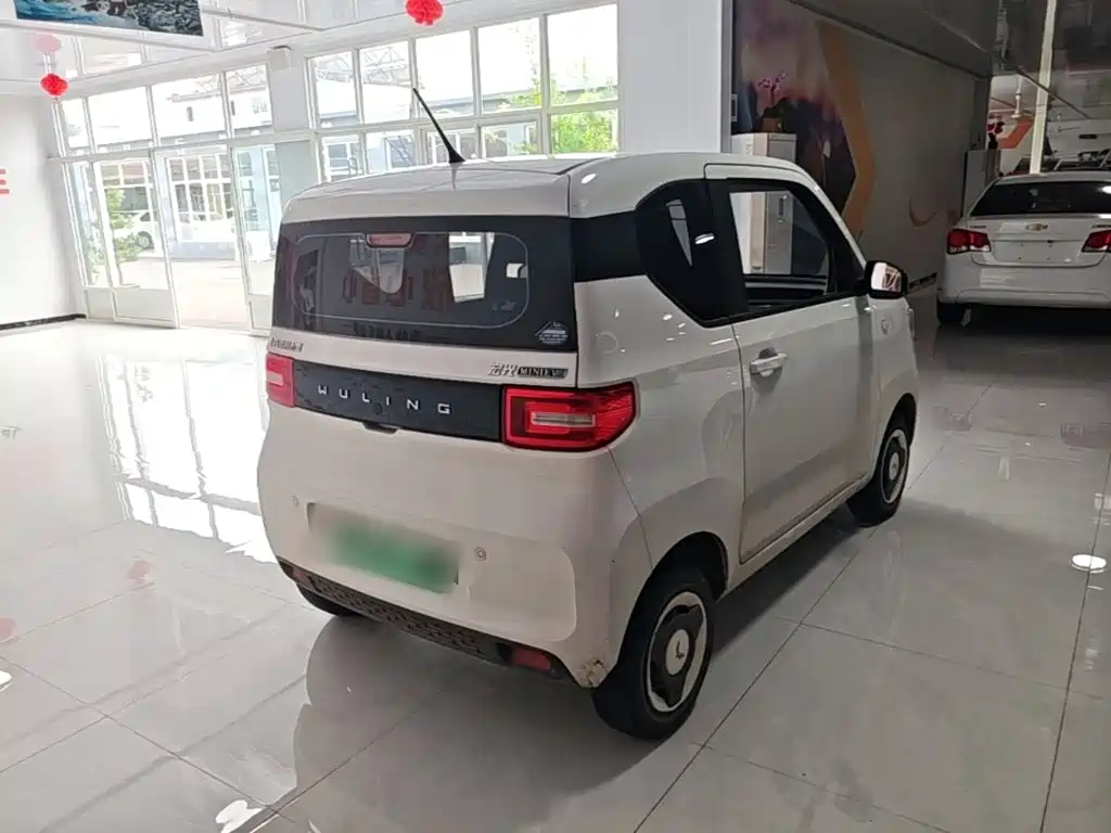 Wuling MINIEV — миниатюра 7