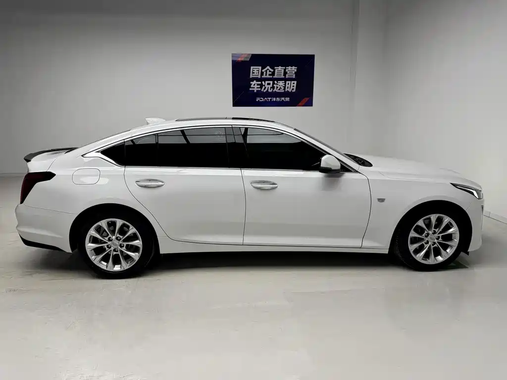 Cadillac CT5 — миниатюра 7
