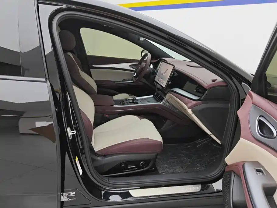BYD Seal 07 DM-i — миниатюра 8