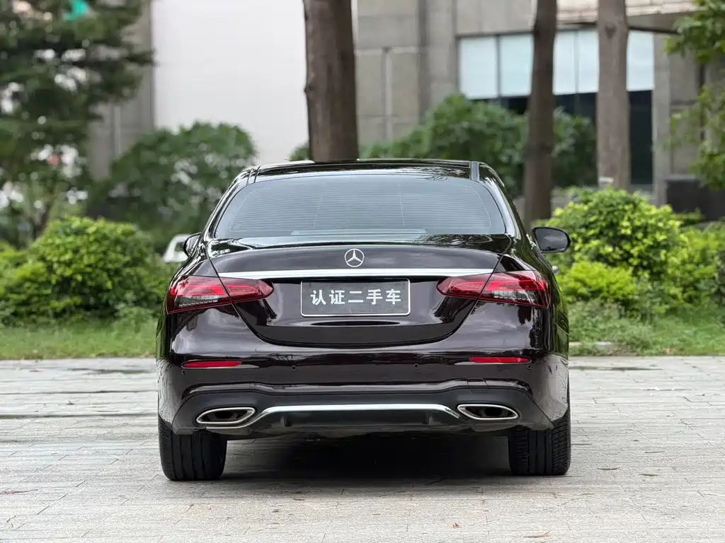 Mercedes-Benz E-Class — миниатюра 19