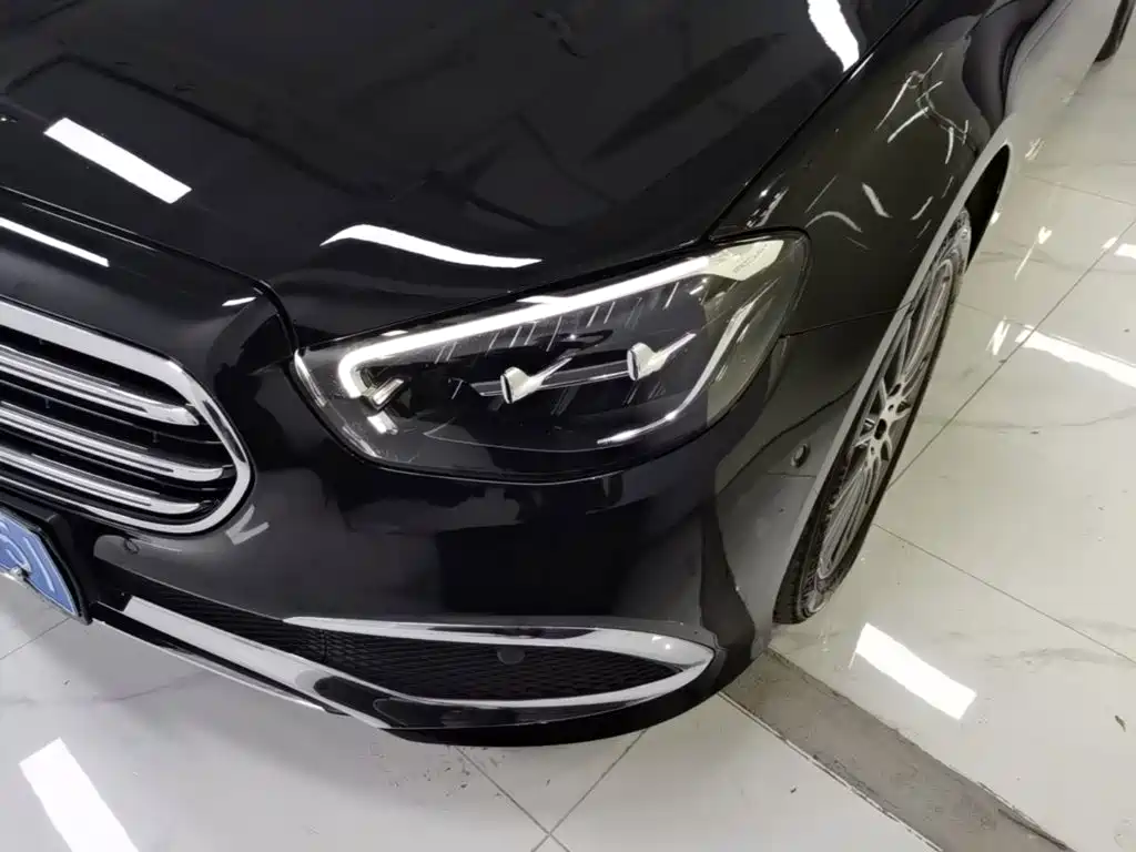 Mercedes-Benz E-Class — миниатюра 24