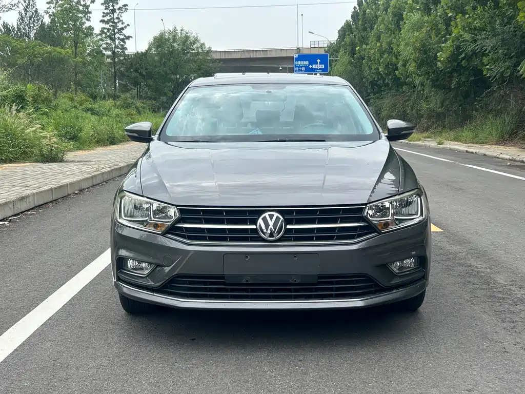 Volkswagen Bora — миниатюра 3