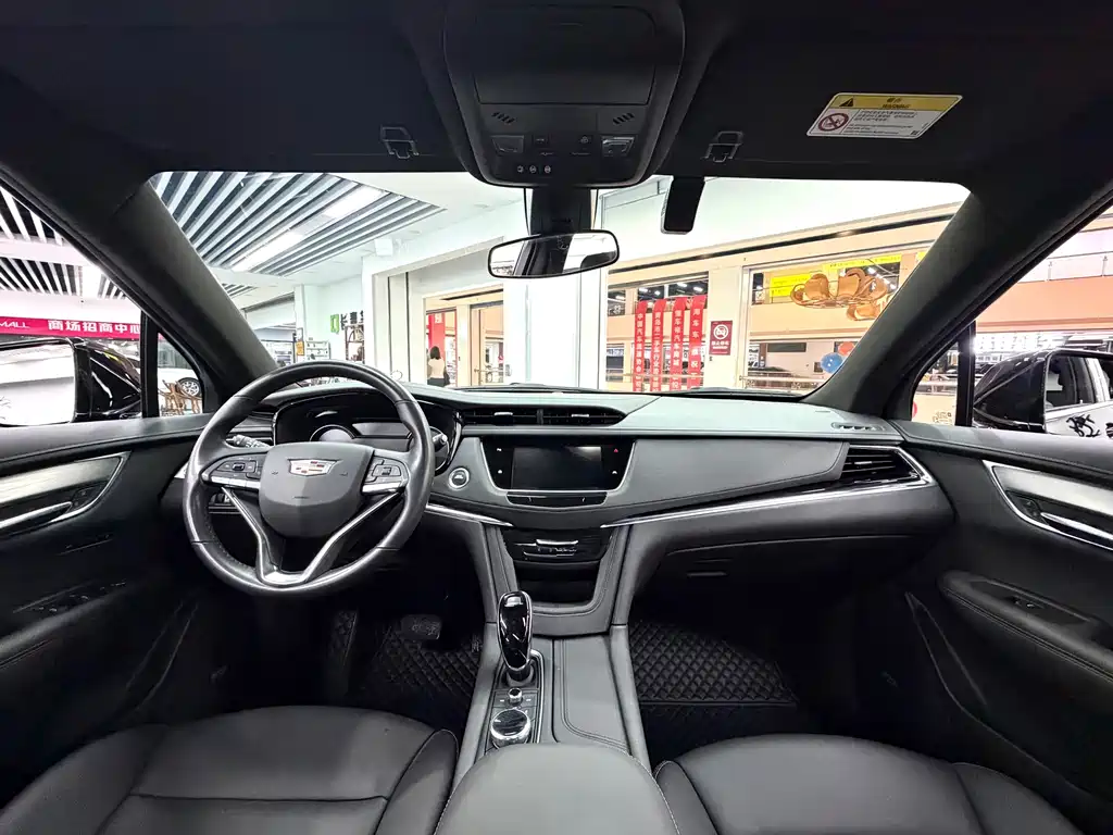 Cadillac XT6 — миниатюра 8