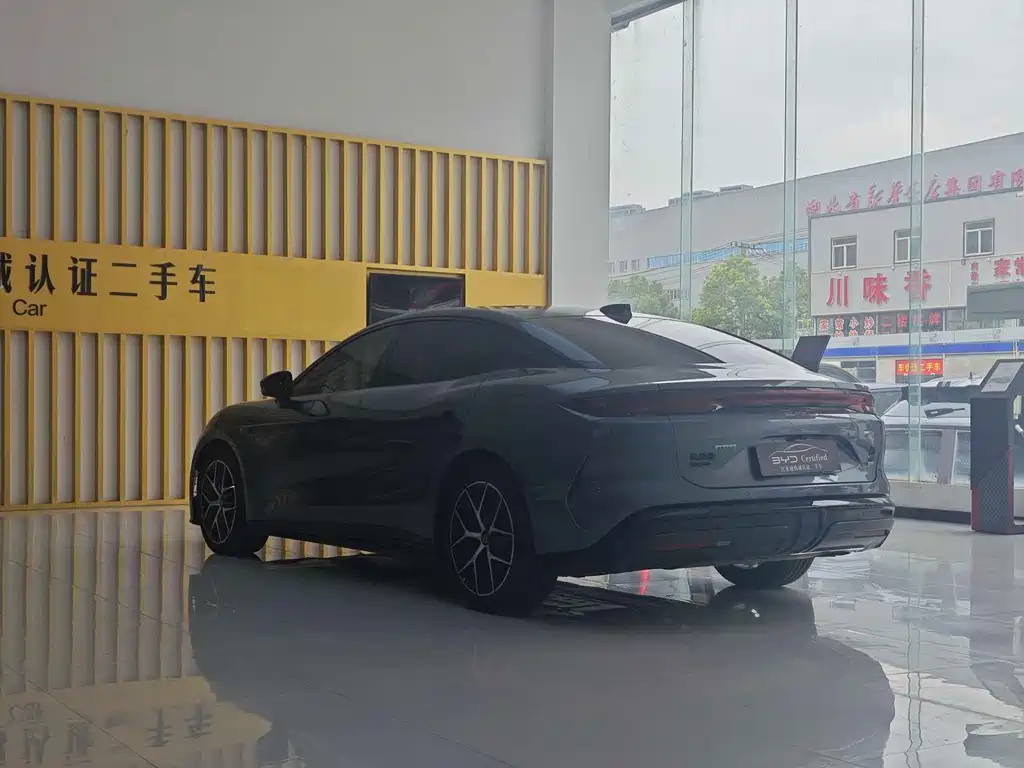 BYD Хань Ли — миниатюра 7