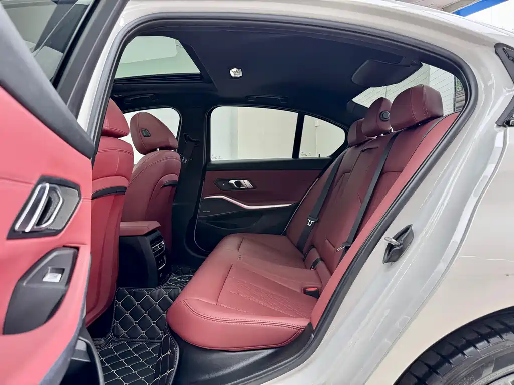 BMW 3 Series — миниатюра 10