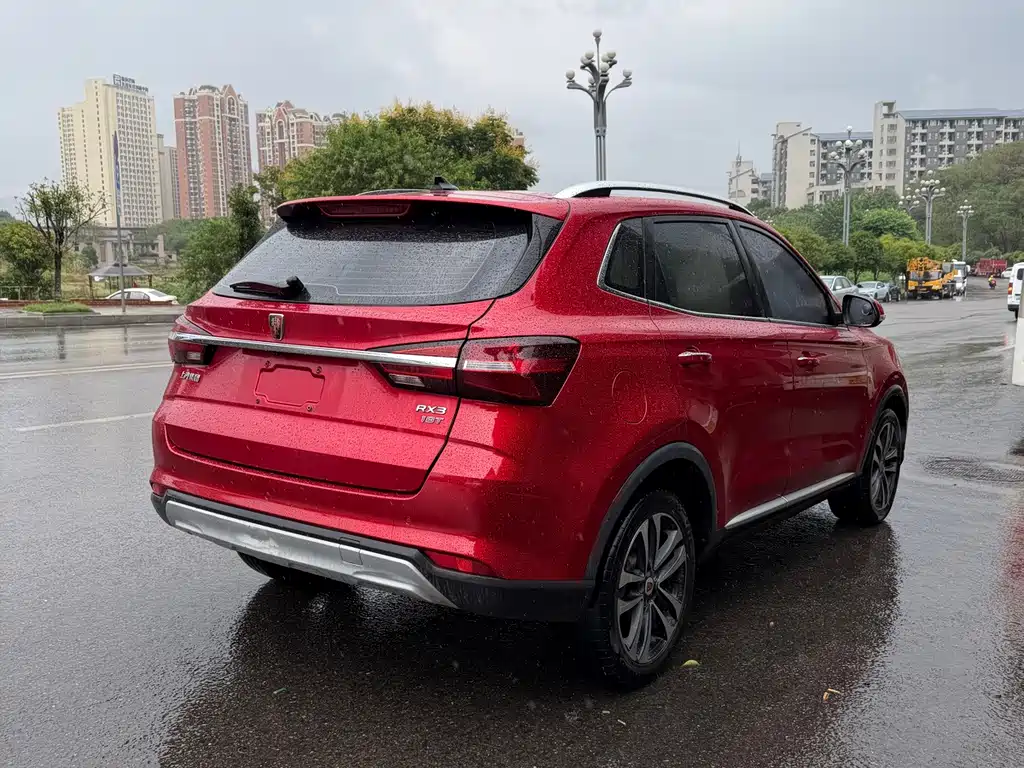 Roewe RX3 — миниатюра 10