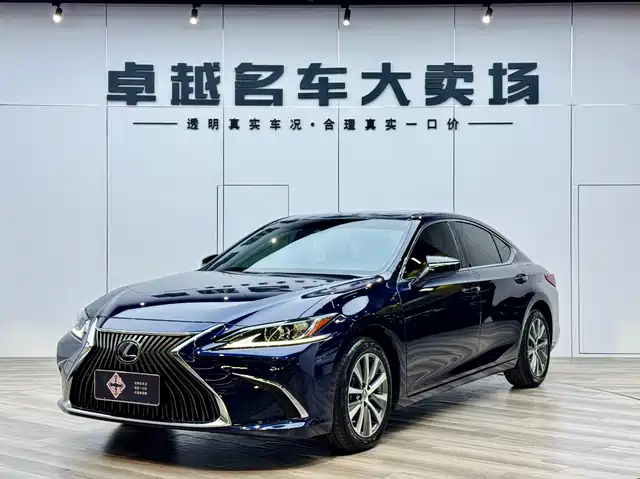 LEXUS ES 2021
