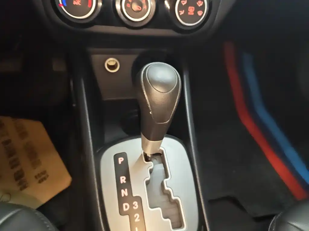 Kia K2 — миниатюра 14