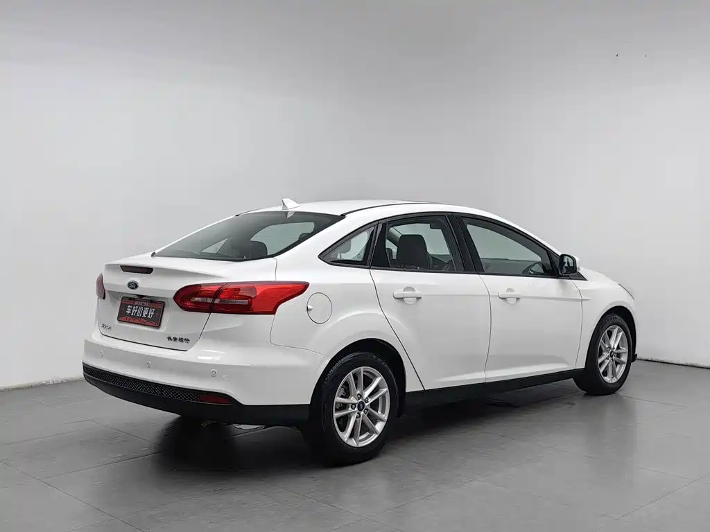 Ford Focus — миниатюра 2