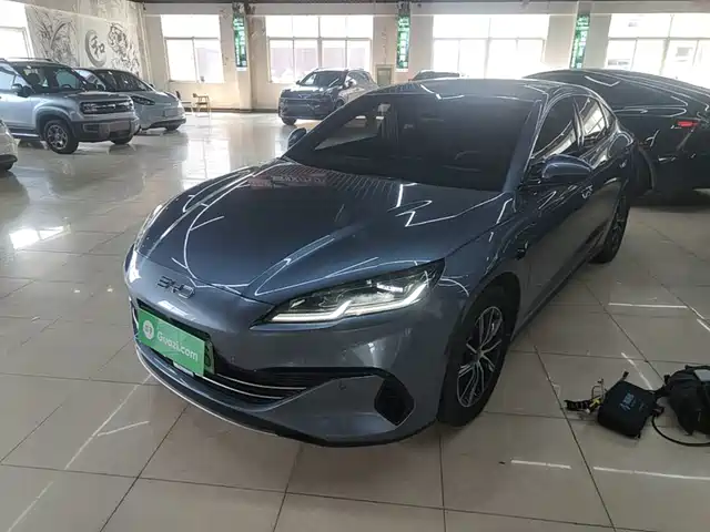 2025 BYD Seal