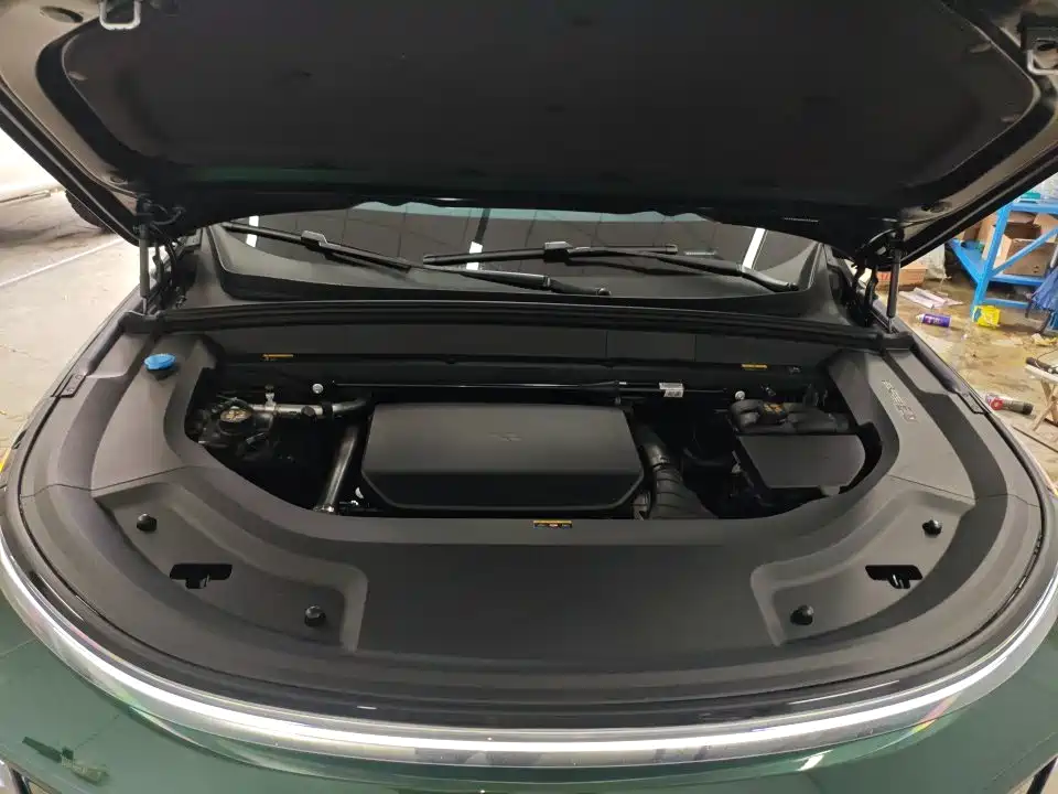 Li Auto Li L9 — миниатюра 9