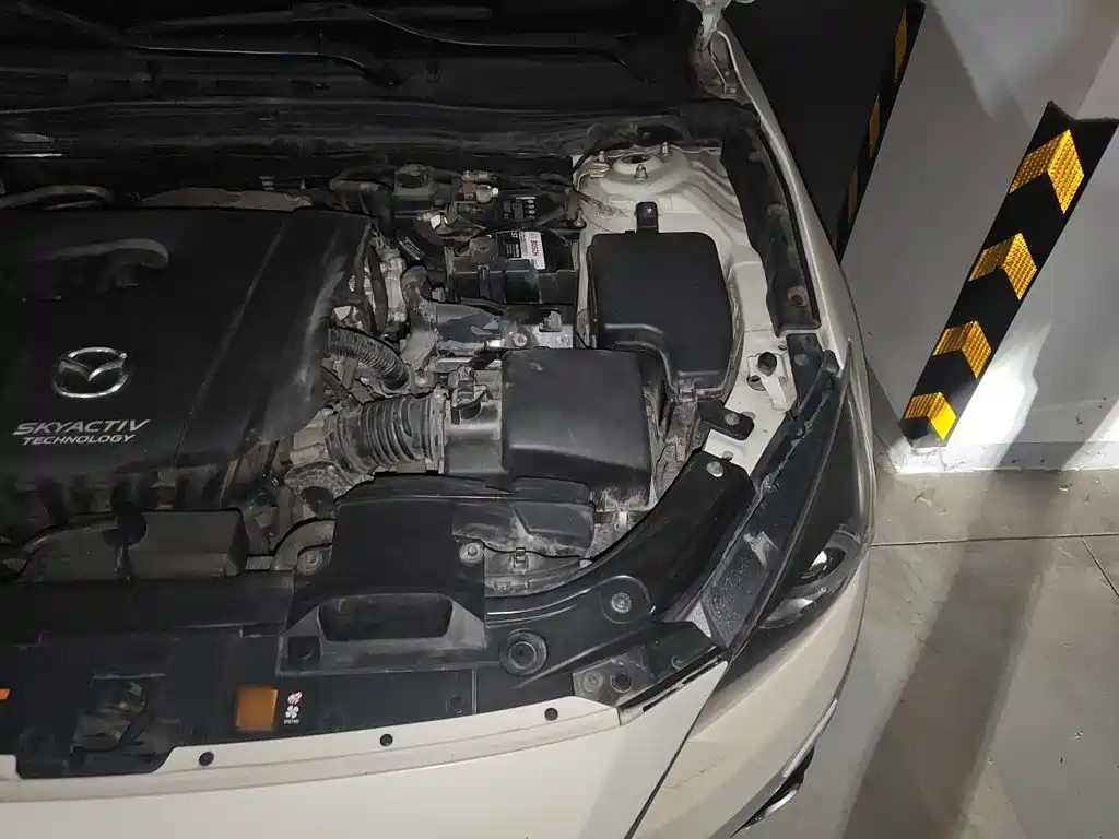 Mazda 3 Axela — миниатюра 22