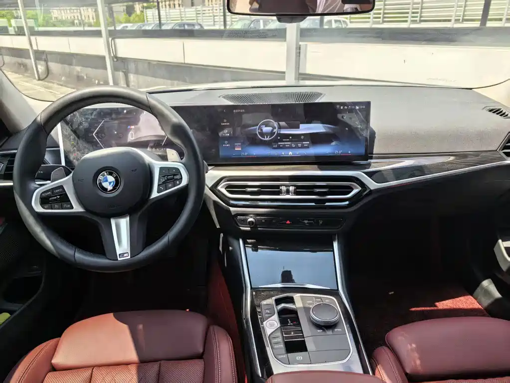 BMW 3 Series — миниатюра 4