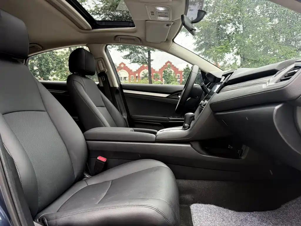 Honda Civic — миниатюра 14
