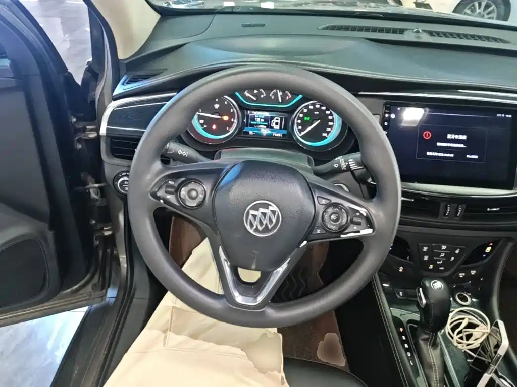 Buick Envision Plus — миниатюра 11