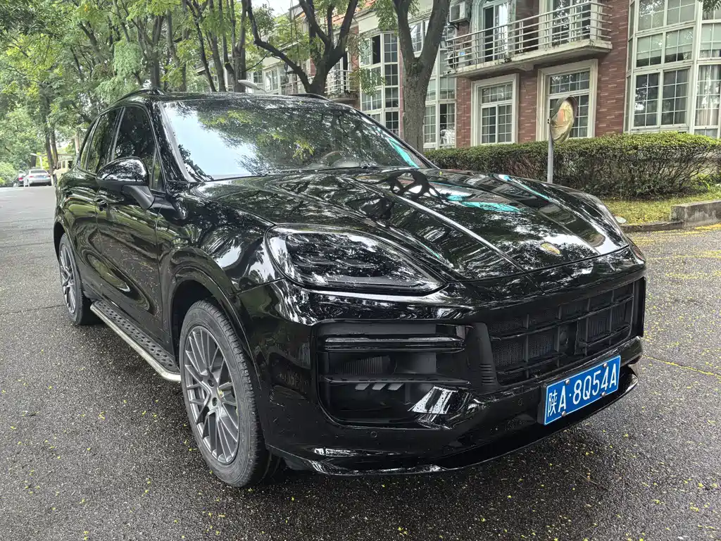 Porsche Cayenne — миниатюра 2