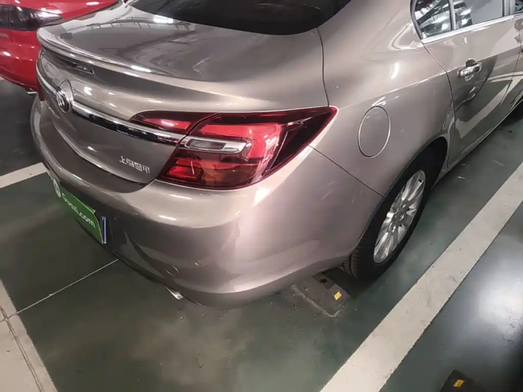 Buick Regal — миниатюра 8
