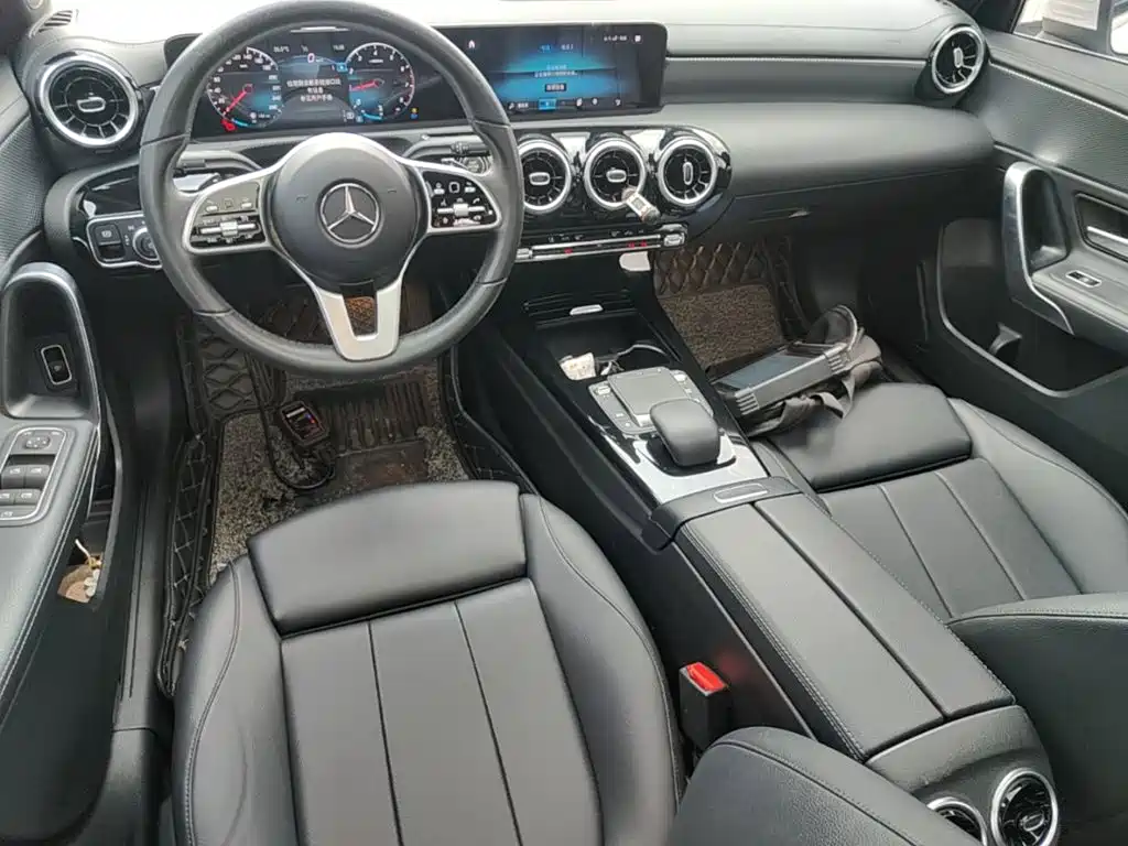 Mercedes-Benz A-Class — миниатюра 10