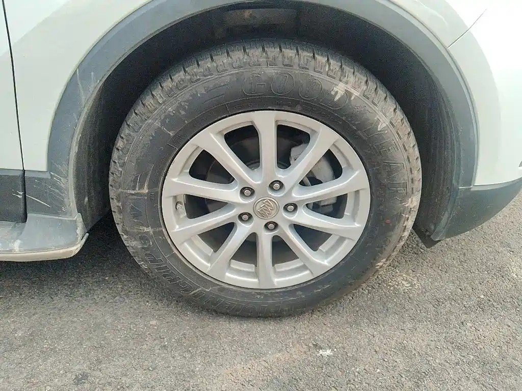 Buick Envision Plus — миниатюра 8