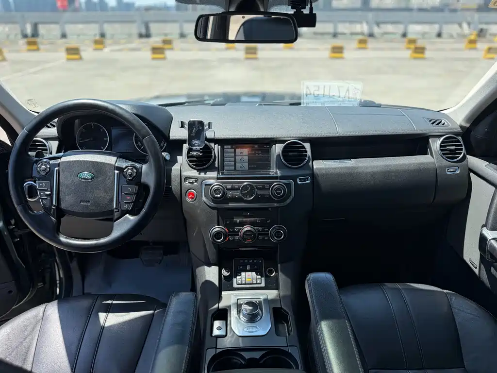 Land Rover Discovery — миниатюра 11