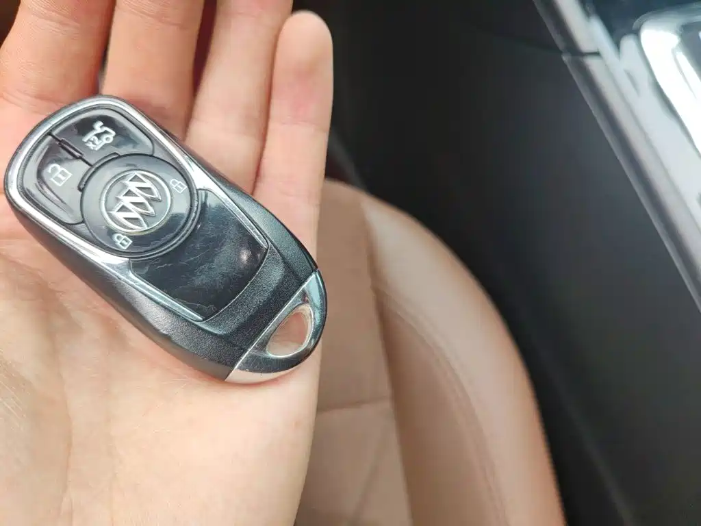 Buick Regal — миниатюра 9