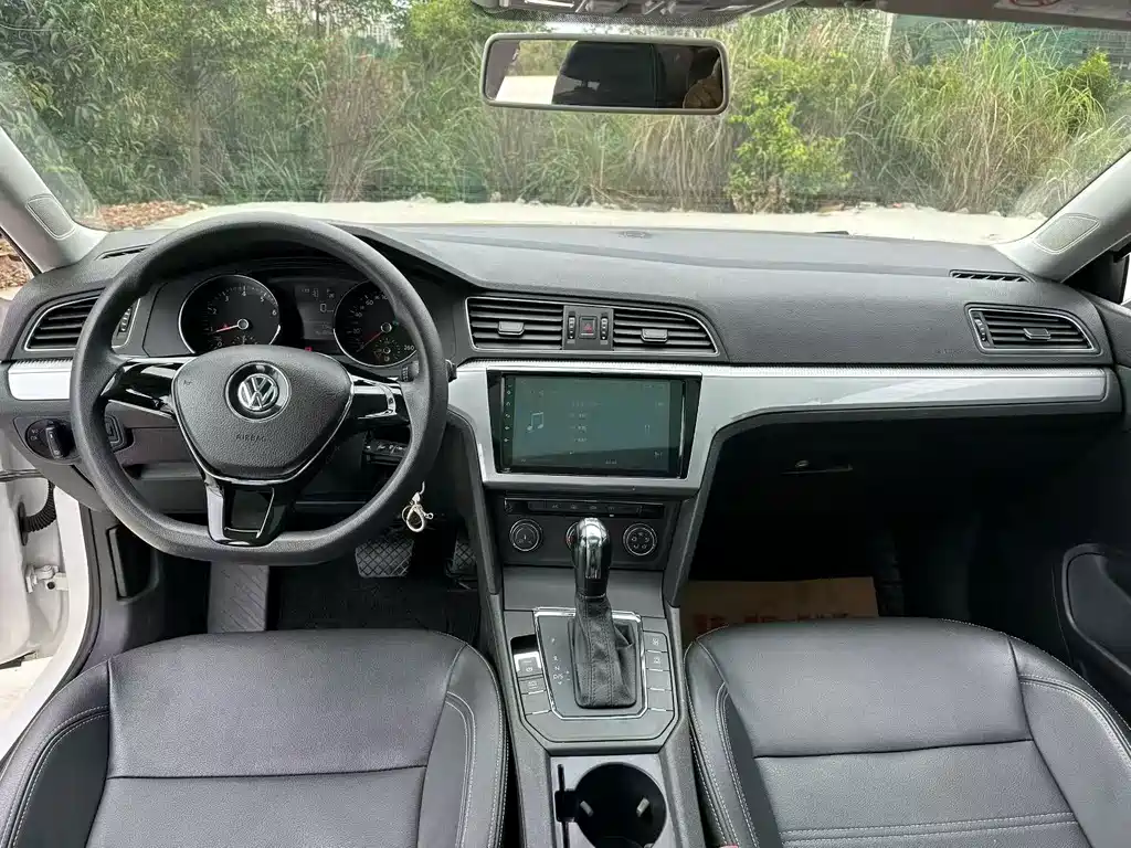 Volkswagen Lamando — миниатюра 7