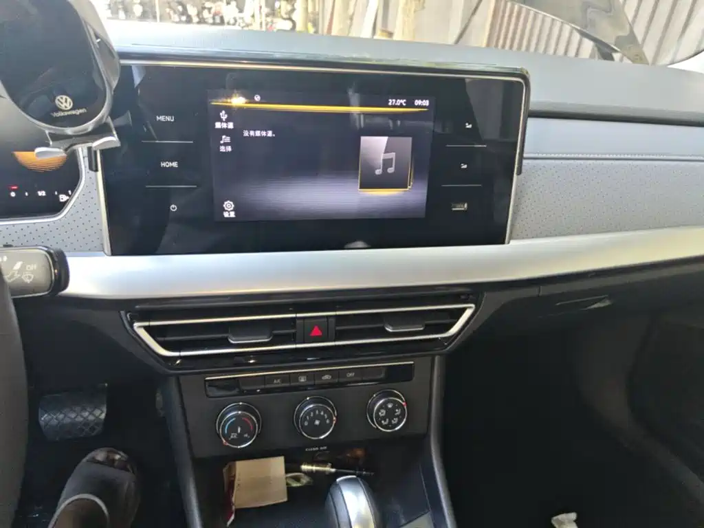 Volkswagen Lavida — миниатюра 13