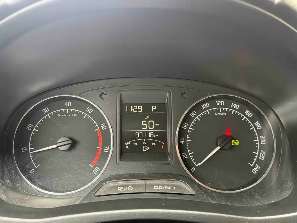 Skoda Fabia — миниатюра 10