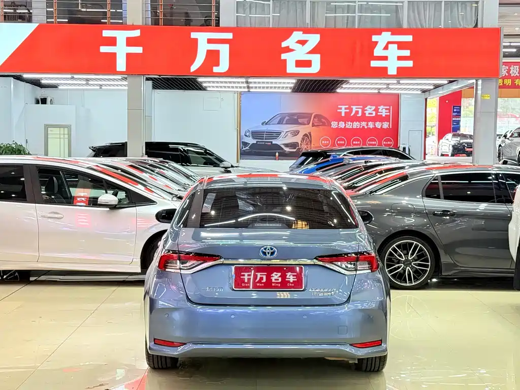 Toyota Corolla — миниатюра 4