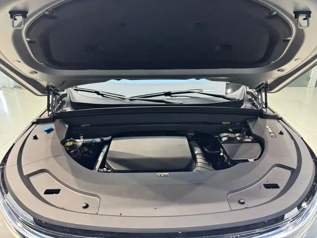 Li Auto Li L7 — миниатюра 5