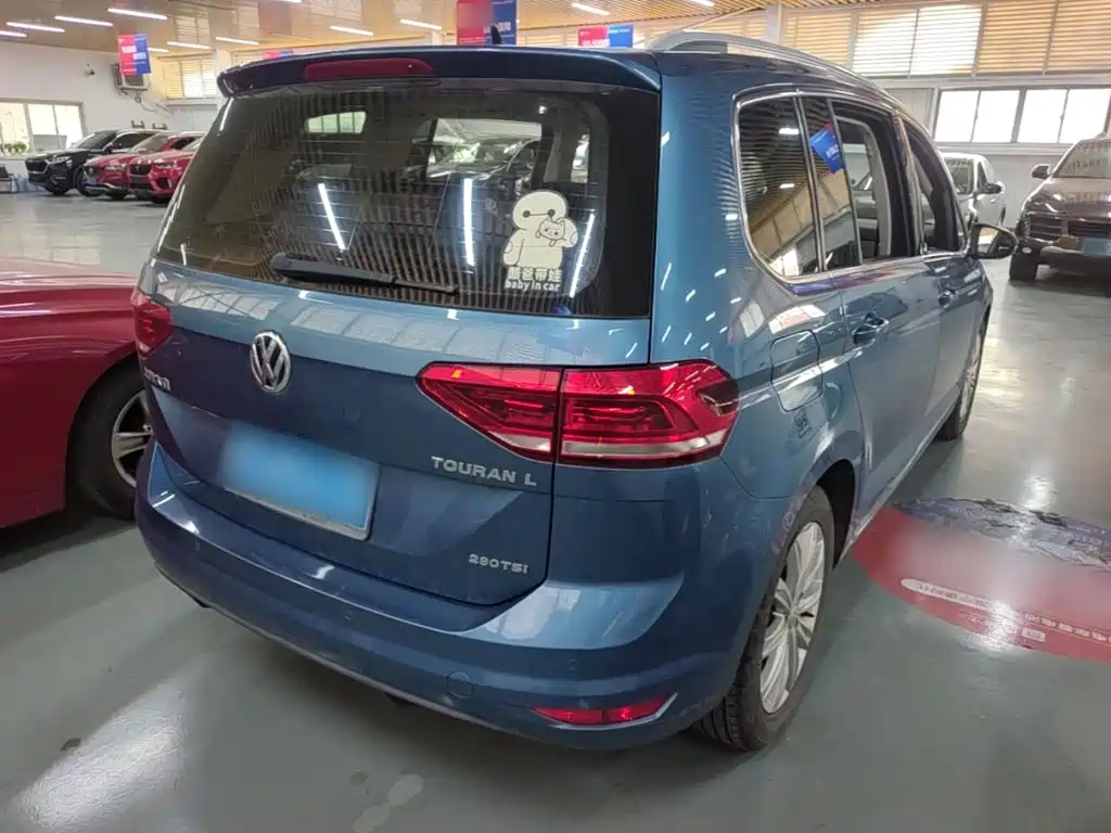 Volkswagen Touran — миниатюра 7