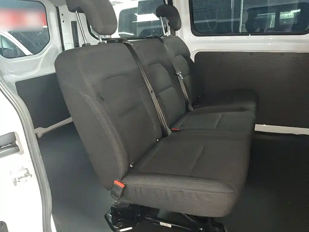 Ford Transit — миниатюра 17