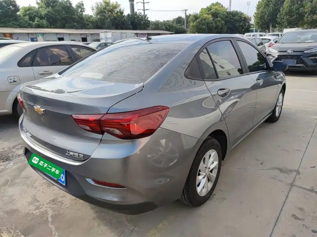 Chevrolet Cavalier — миниатюра 7