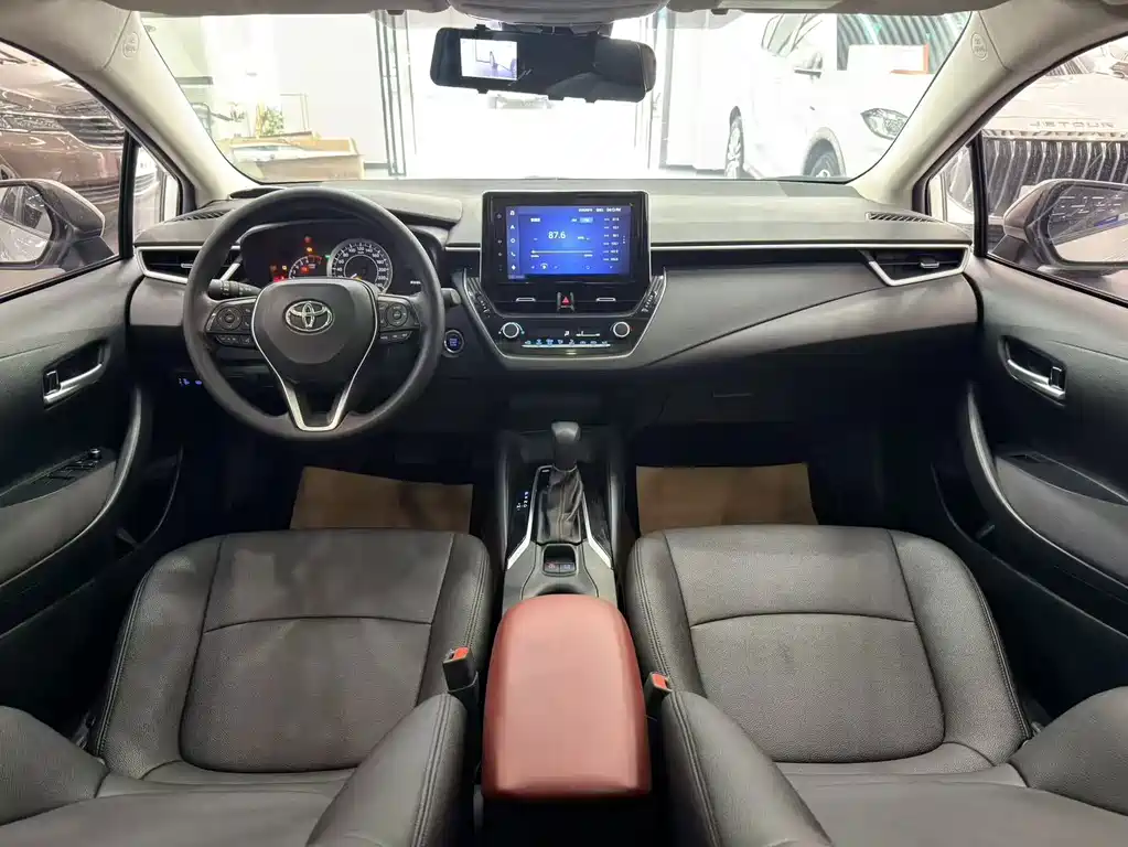Toyota Corolla — миниатюра 7