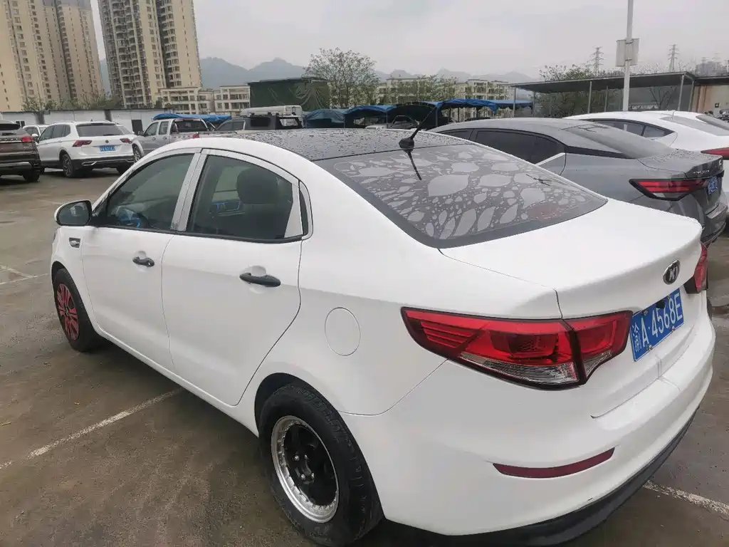 Kia K2 — миниатюра 5