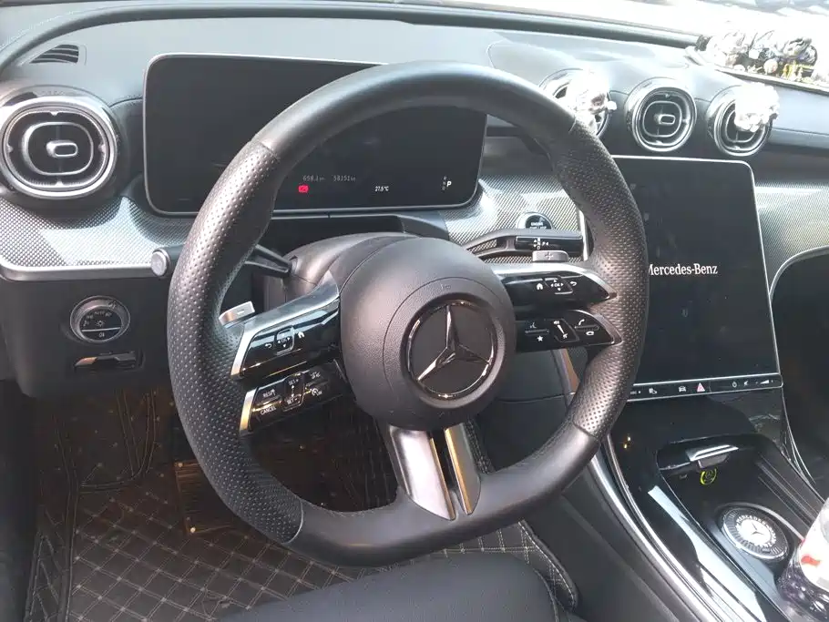 Mercedes-Benz C-Class — миниатюра 15