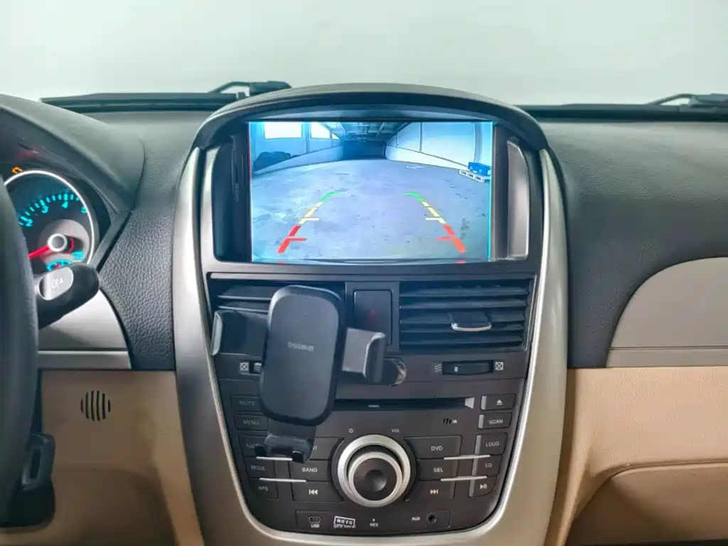 Buick Excelle — миниатюра 7