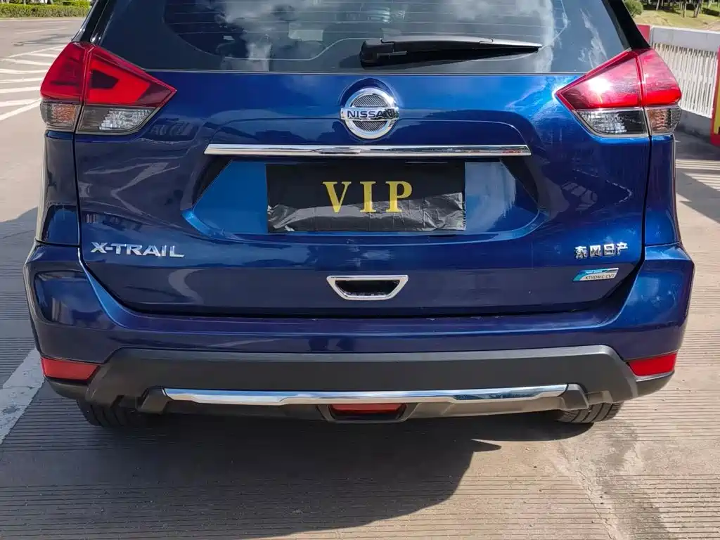 Nissan X-Trail — миниатюра 8