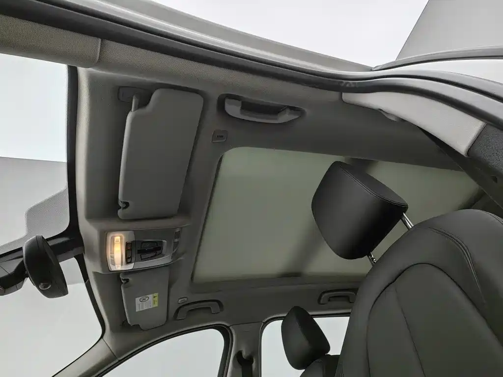 BMW X1 — миниатюра 14