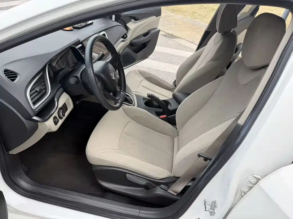 Buick Excelle — миниатюра 13