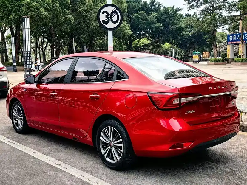 Roewe i5 — миниатюра 7
